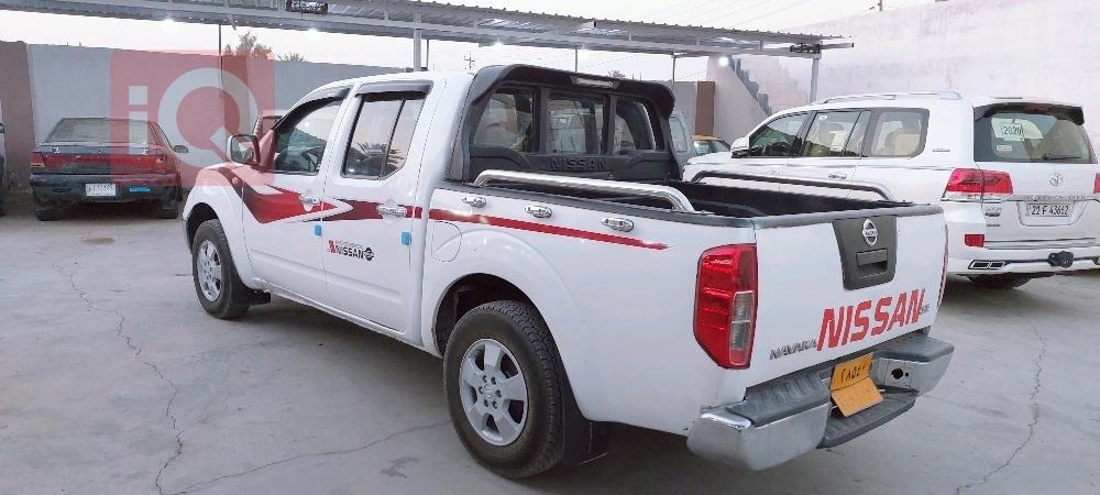 نيسان نافارا